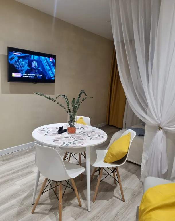 Студия рядом с Аэропортом VVO