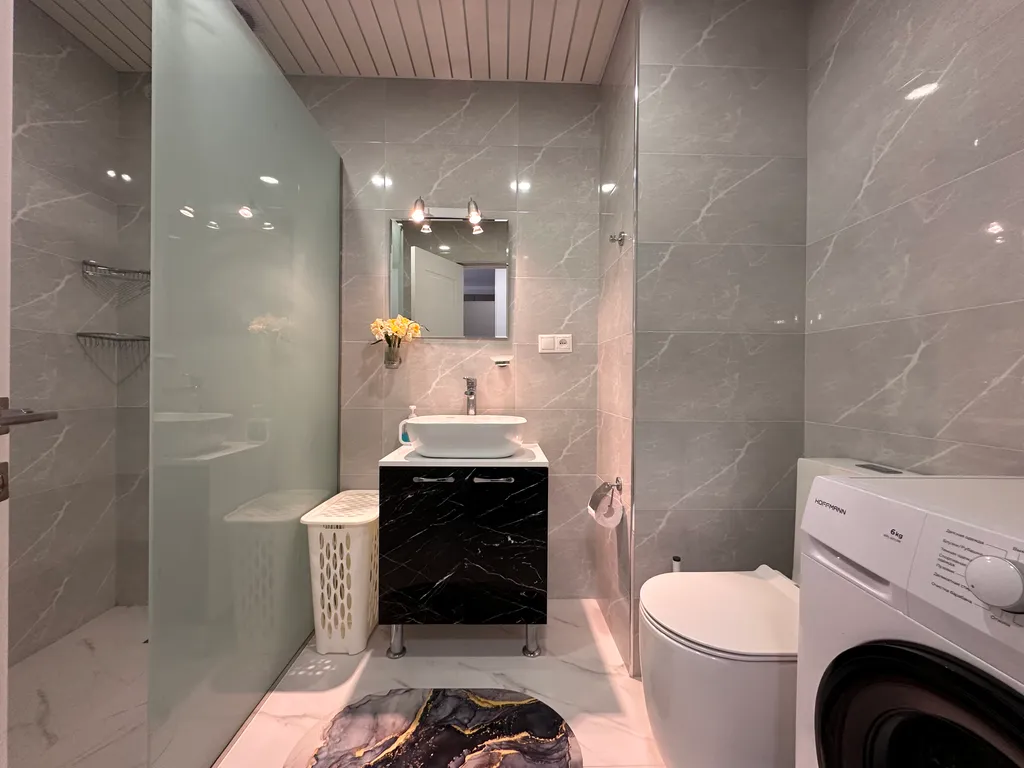 Апартамент с видом на горы и большой террасой