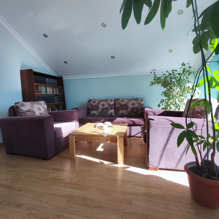 4-комнатный Дом