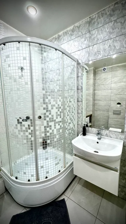 Квартира рядом с ТЦ Кристалл