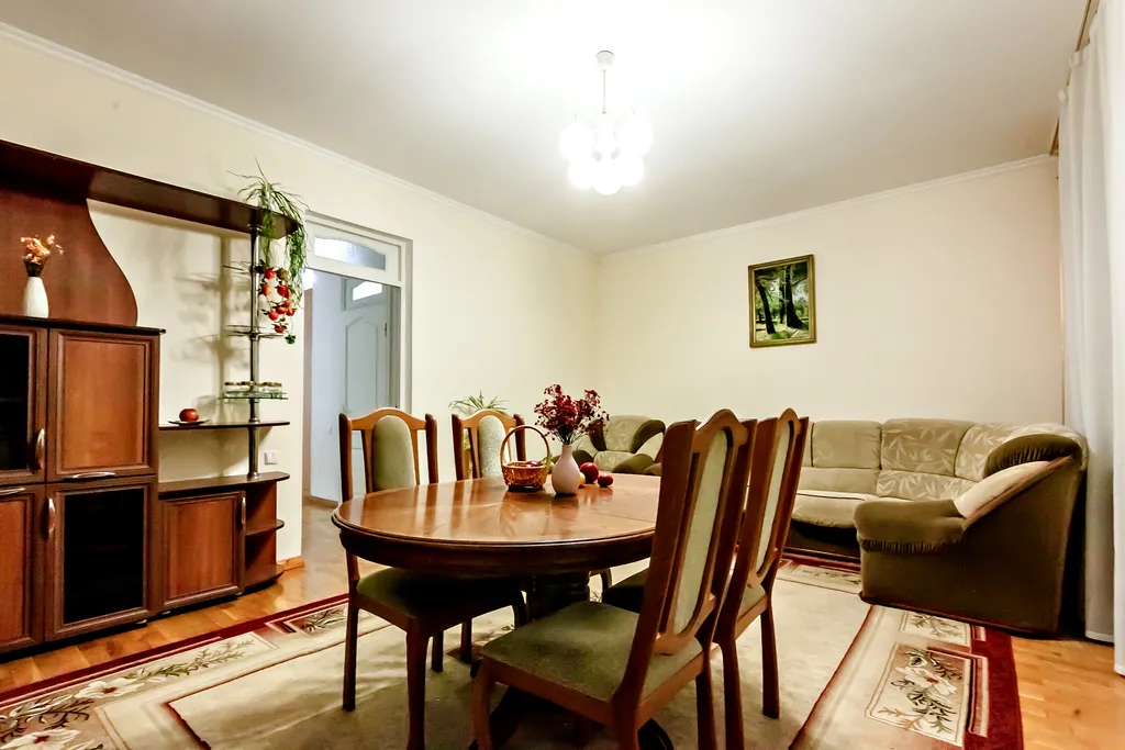 5-комнатная Квартира