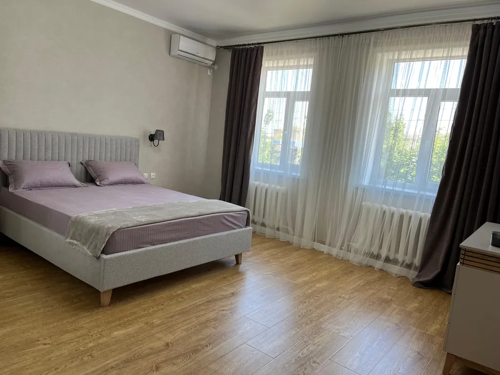 Гостевой домик в центре города на 8 человек