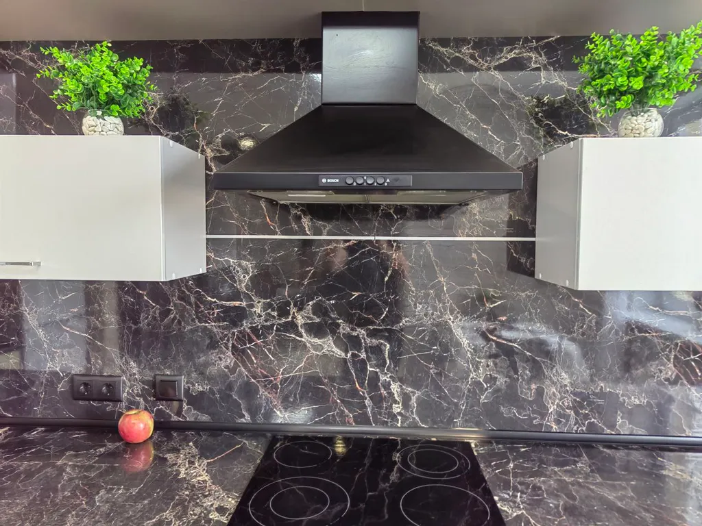 Уютная евродвушка с большой лоджией