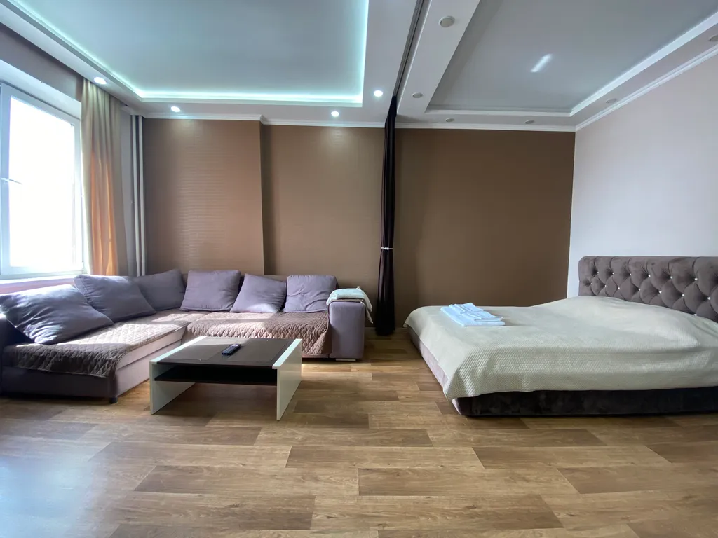 Квартира на набережной