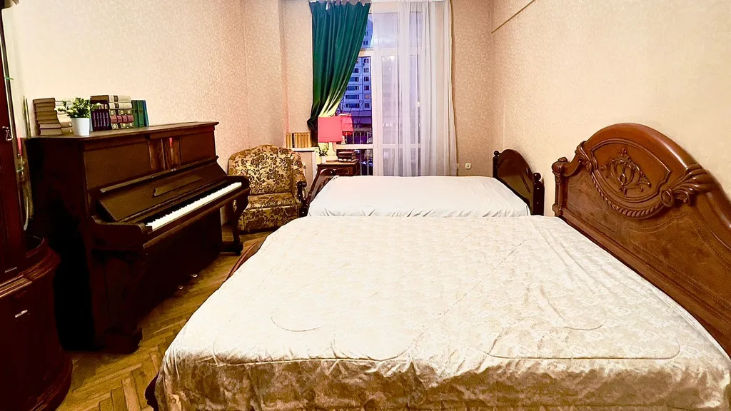 Квартира Просторная двухкомнатная квартира у метро Сокольники — Москва