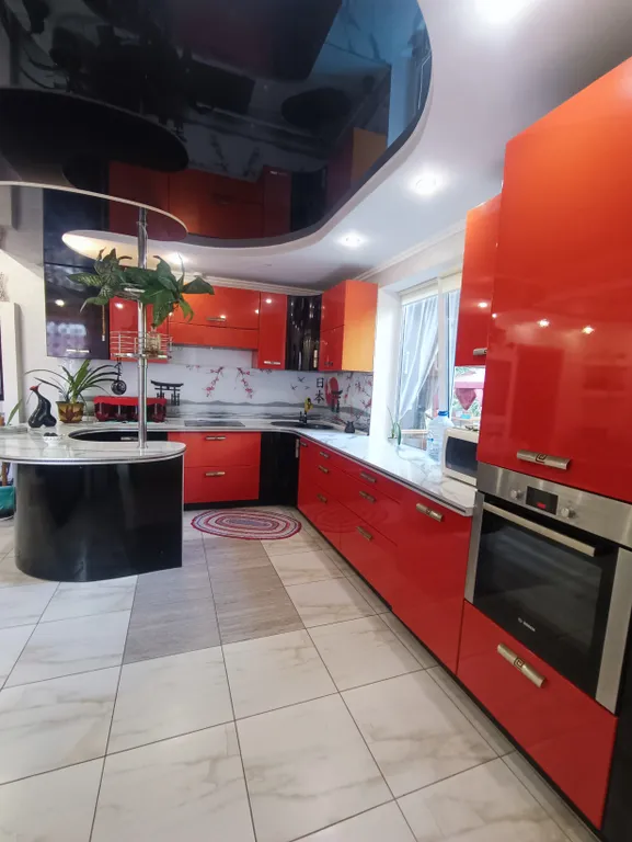 Домик в Лениском на берегу озера