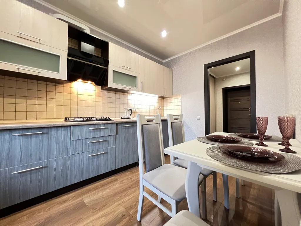 Центр, новый дом