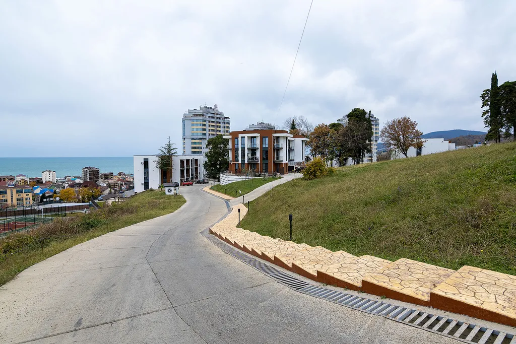 Студия МореСолнцеАпарт в ЖК Касабланка с балконом и видом на море