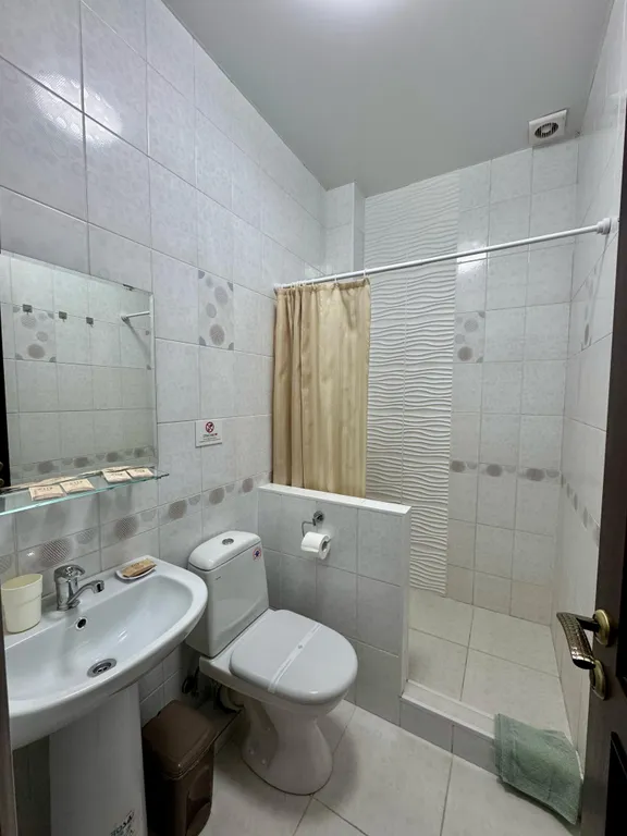 Квартира Квартира Двухкомнатный номер с кухней 1 этаж с отдельным входом — Геленджик