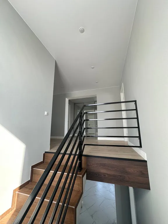 Новый, уютный дом