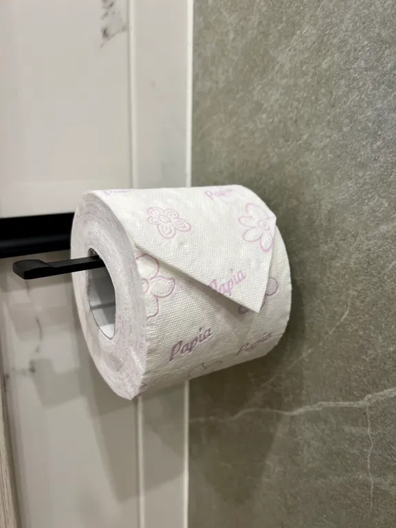 Новая квартира с дизайнерским ремонтом класса люкс