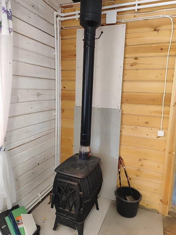 Ладога, Гостевой дом у воды в Кобоне