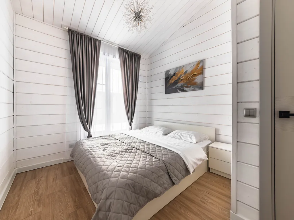 Дом на берегу озера