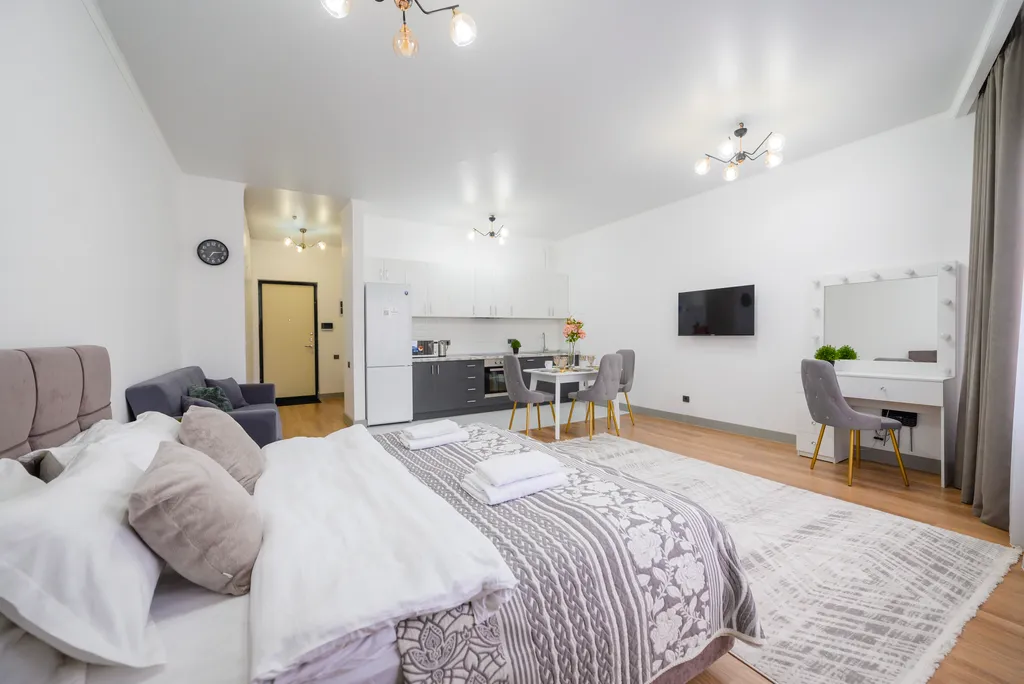 Просторная студия на Аль-Фараби