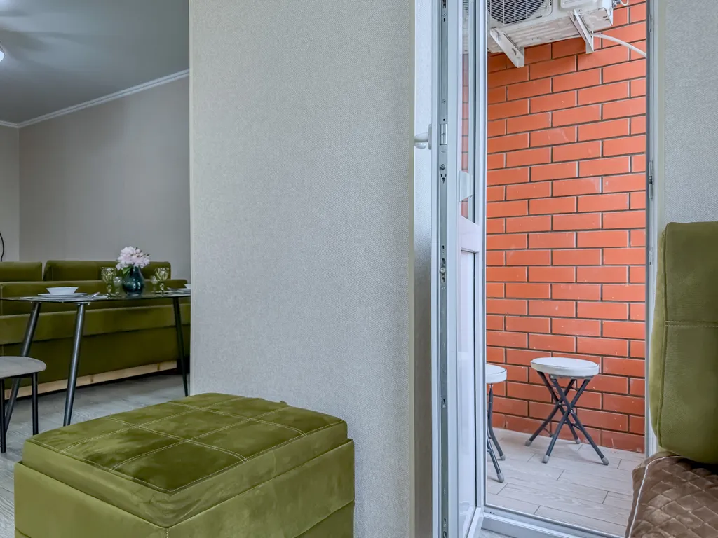 Атмосферная студия Рядом ТЦ и Храм Святого Владимира