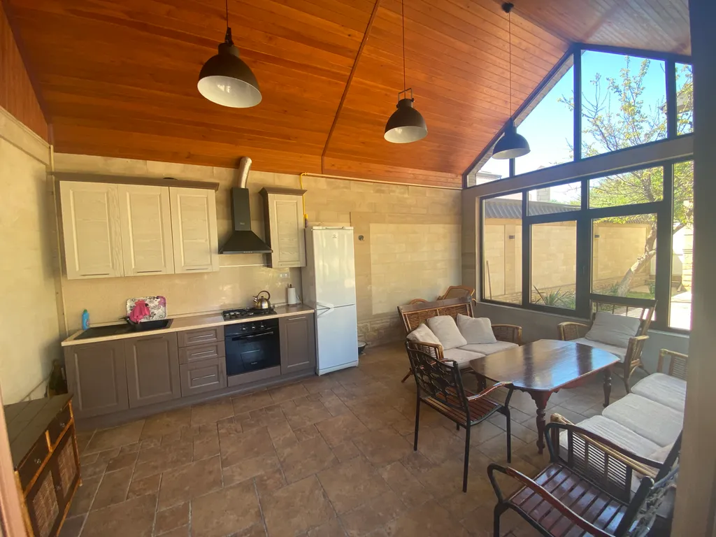 5-комнатный Дом