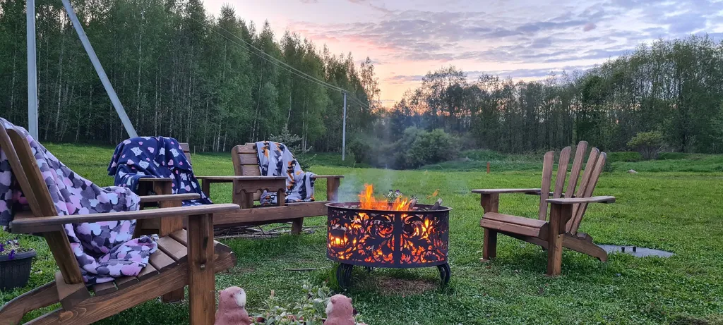 Уютный домик с видом на лес