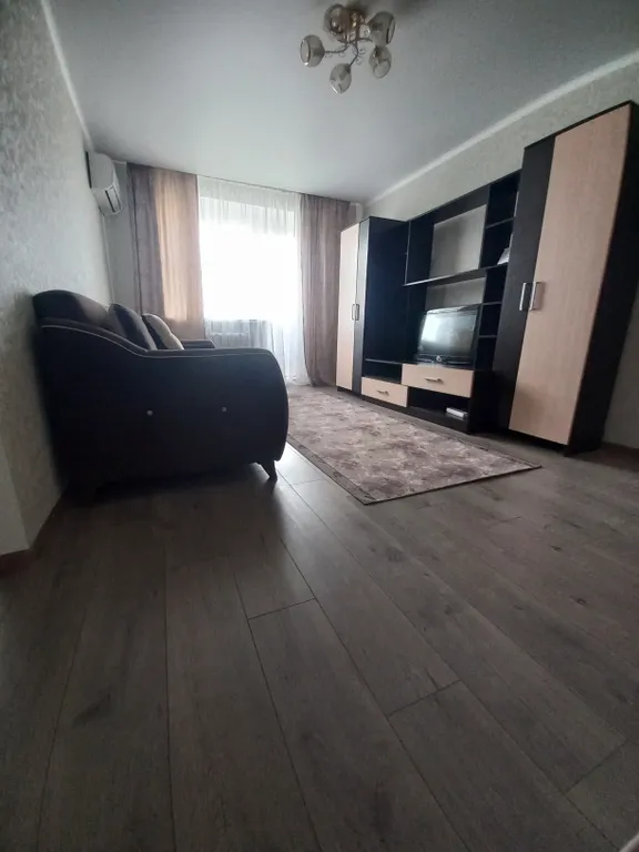 Уютная квартира в центре города с видом на море