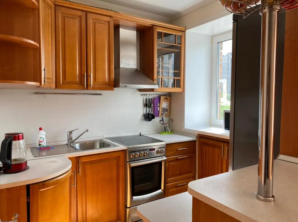 Квартира Двухкомнатная квартира рядом с ЖД Вокзалом — Красноярск