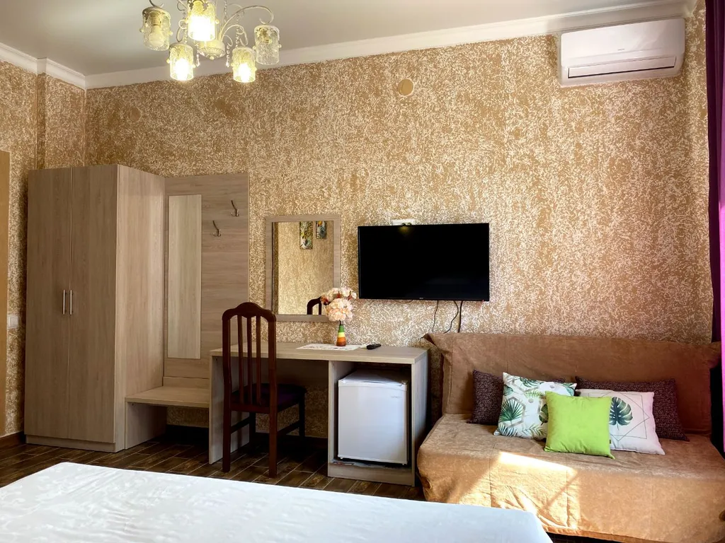 Квартира Квартира Уютные номера в зелёном и тихом уголке Геленджика — Геленджик