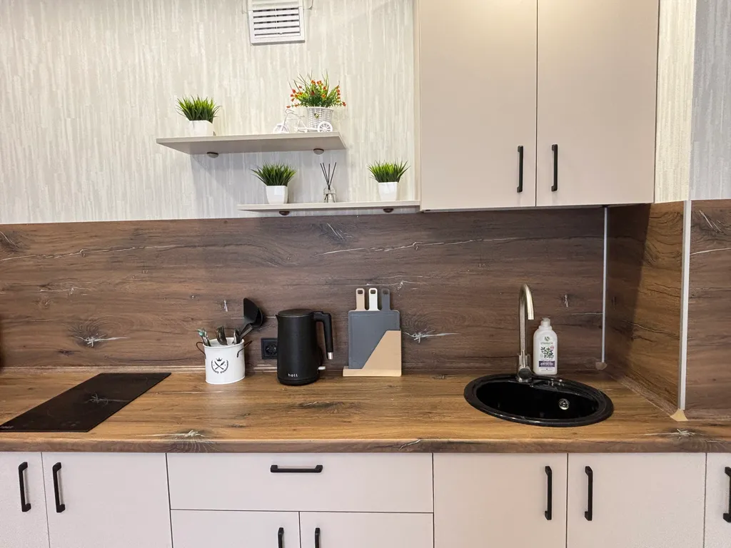 Апартаменты с отличной локацией рядом с ТЦ, Ледовым, парками, аквапарками