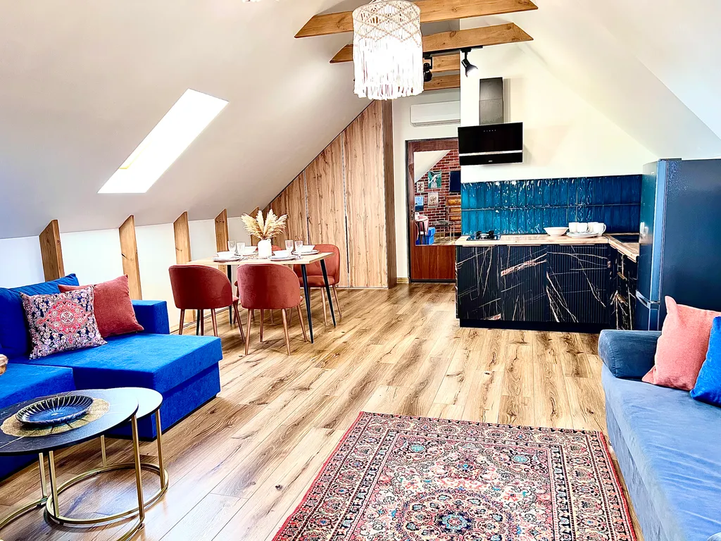 Квартира Дизайнерская двухкомнатная квартира с бассейном в центе Анапы — Анапа