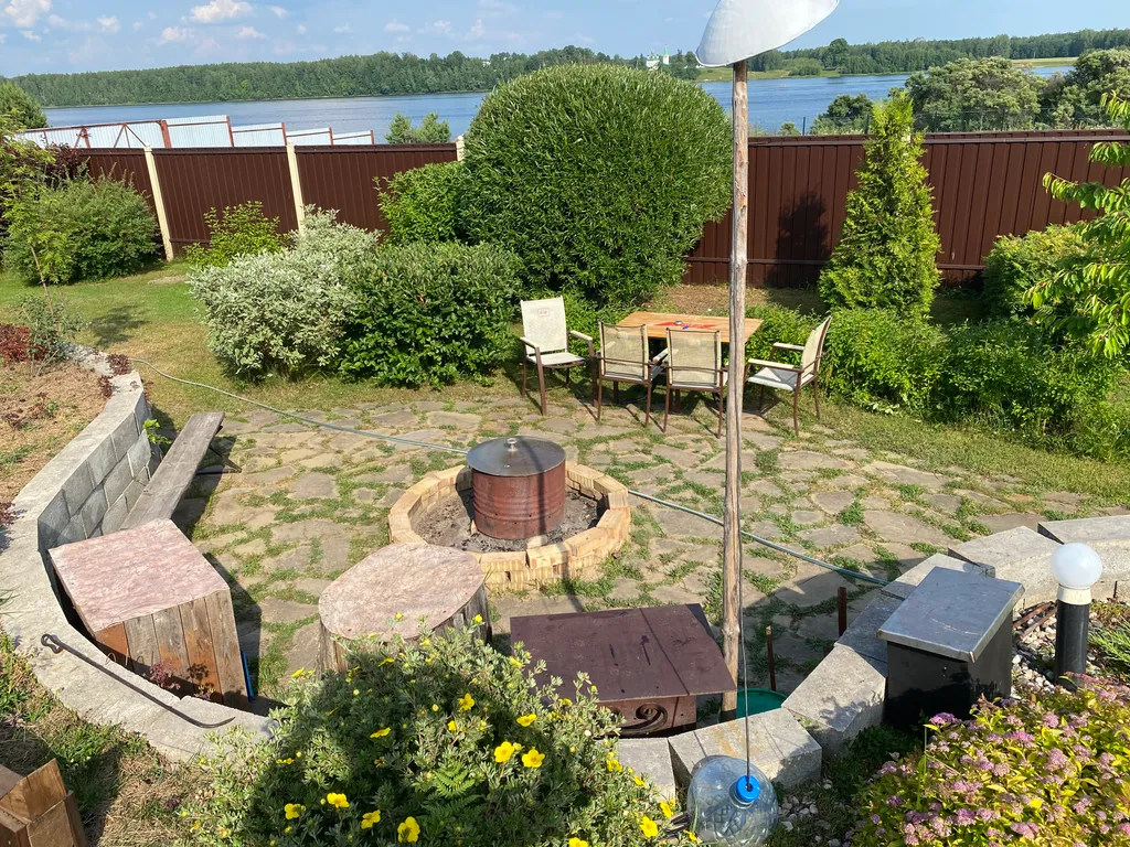 Дом-баня с видом на Волгу