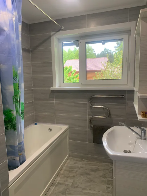 Дом с видом на озеро Нарочь