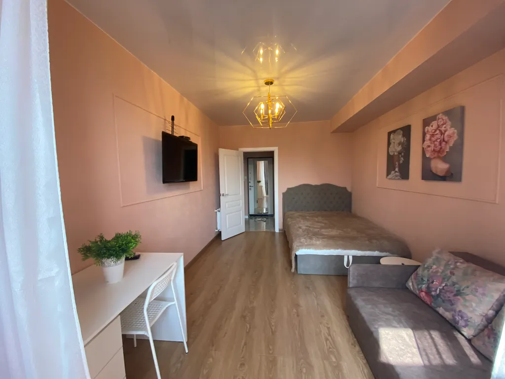 Элитная, новая однушка с авторским дизайном у песочного пляжа