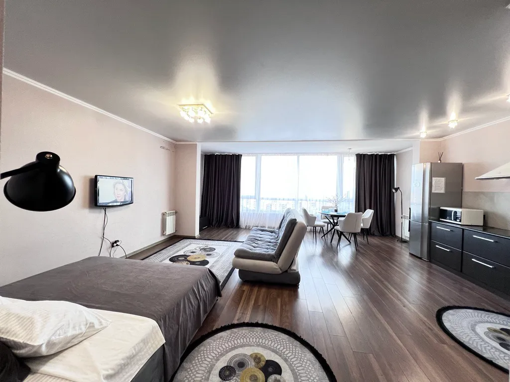 Квартира центр, отличный вид на город