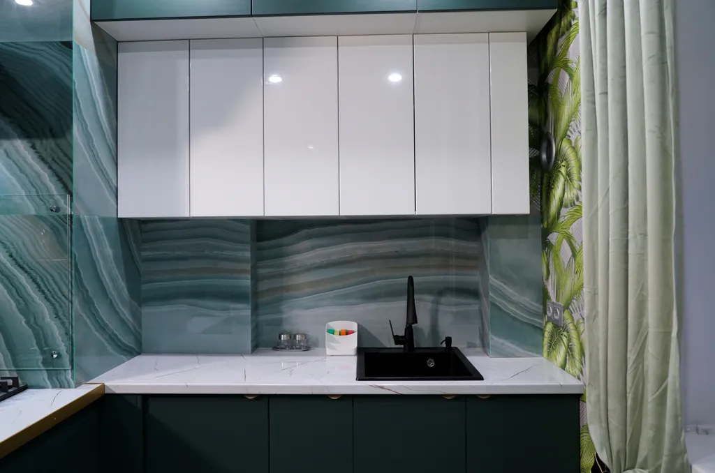 Квартира 3-комнатная Квартира — Калининград