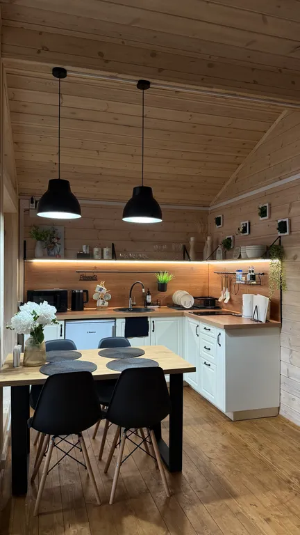 Барнхаус с панорамными окнами Campbin