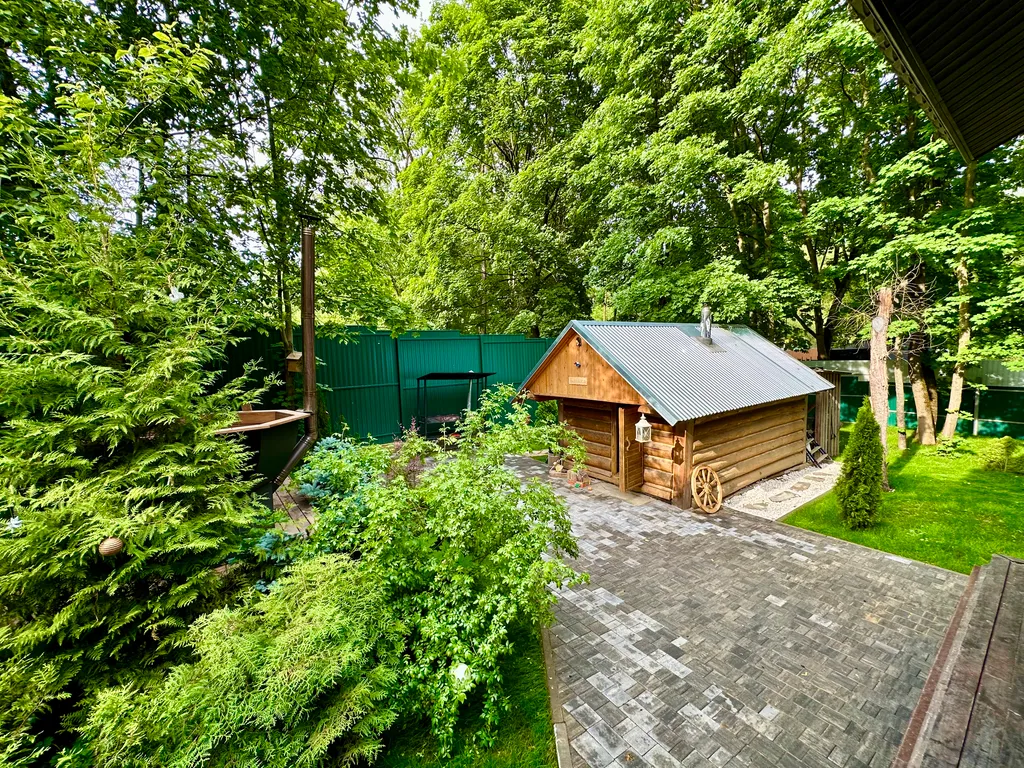 Коттедж Топ, шале у парка, бассейн на улице, русская баня, чан, река, лес — Одинцово