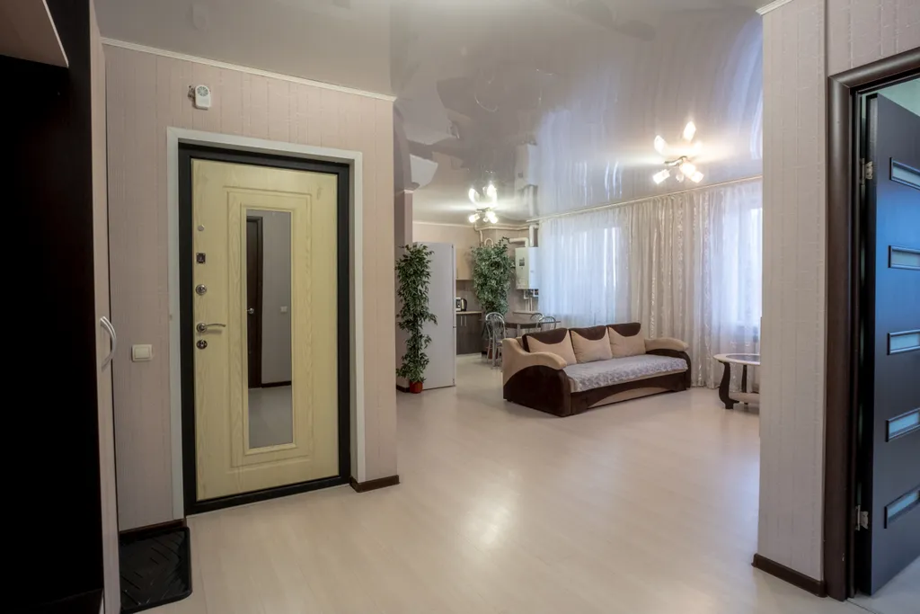 Апартаменты большие на главном проспекте