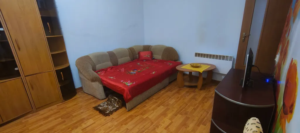 Квартира-студия в центре города с парковкой во дворе