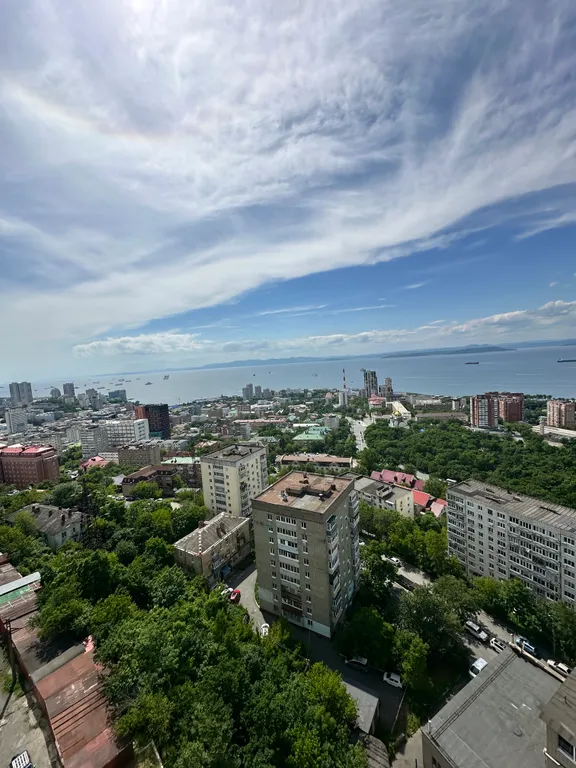 Современная квартира с видом на море в центре города