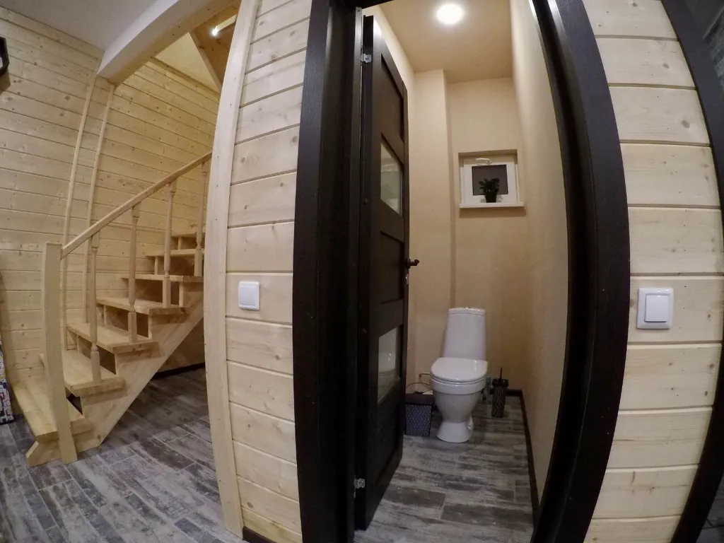 Коттедж Дом с отдельностоящий баней на дровах — Ропша