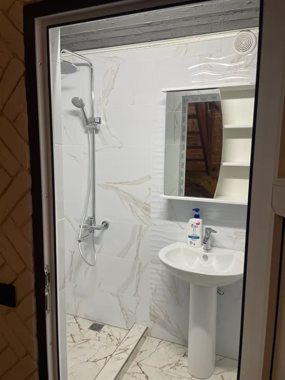 Коттедж Добрый домик Роуз — Дербент