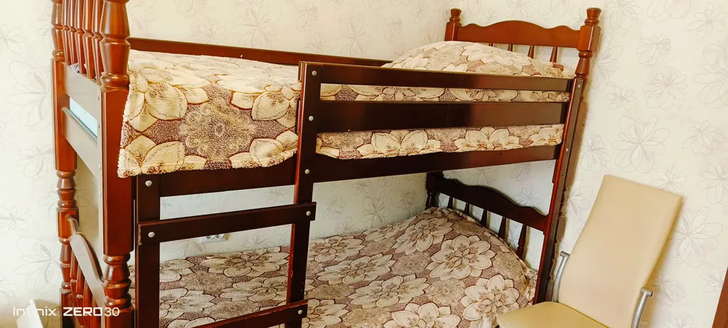 6-комнатный Дом