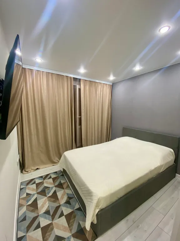 Уютная, светлая двухкомнатная квартира рядом с парком Поддубного