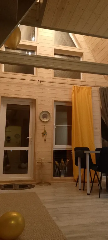 Стильный A-frame с баней/сауной и сибирским чаном на дровах.