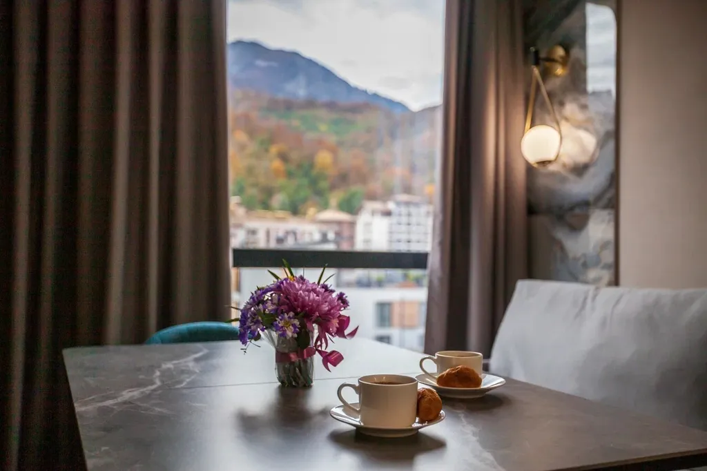 с видом на горы