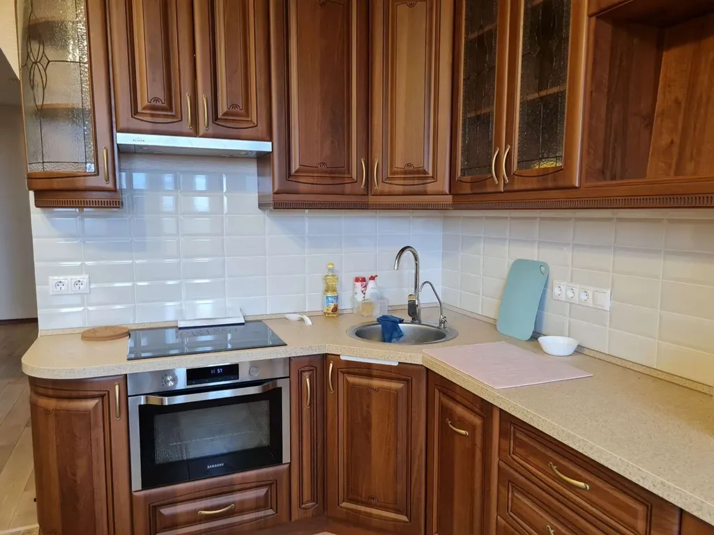 Уютная квартира в цeнтpе города