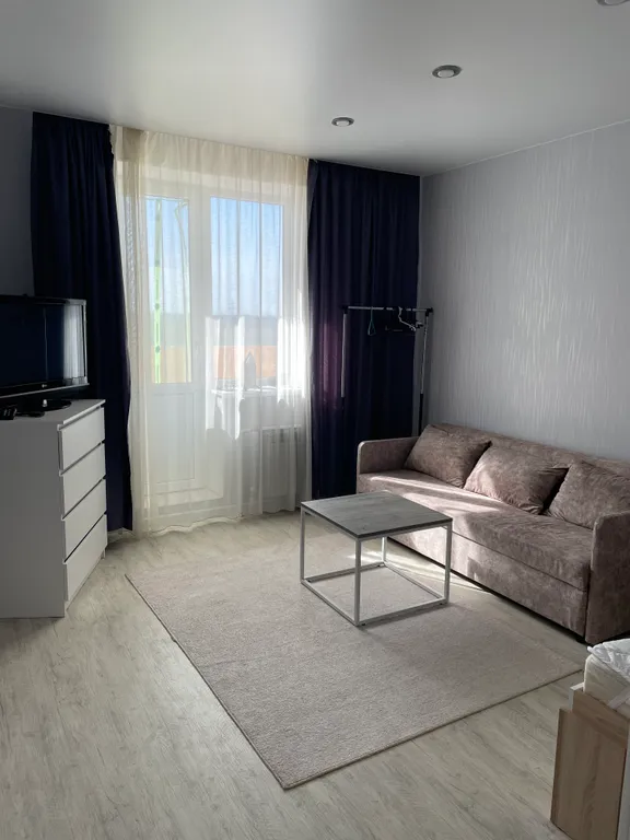 Квартира в новой части города — аренда посуточно в Волжский