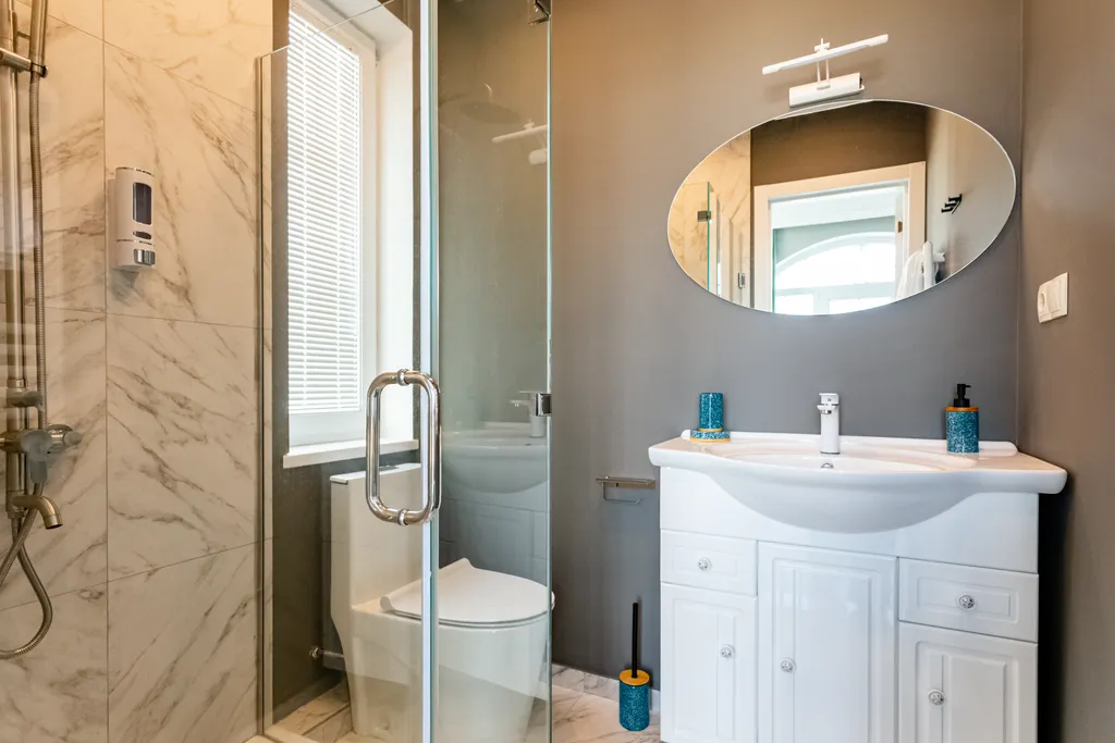 Shindisi Residence, VIP Villa