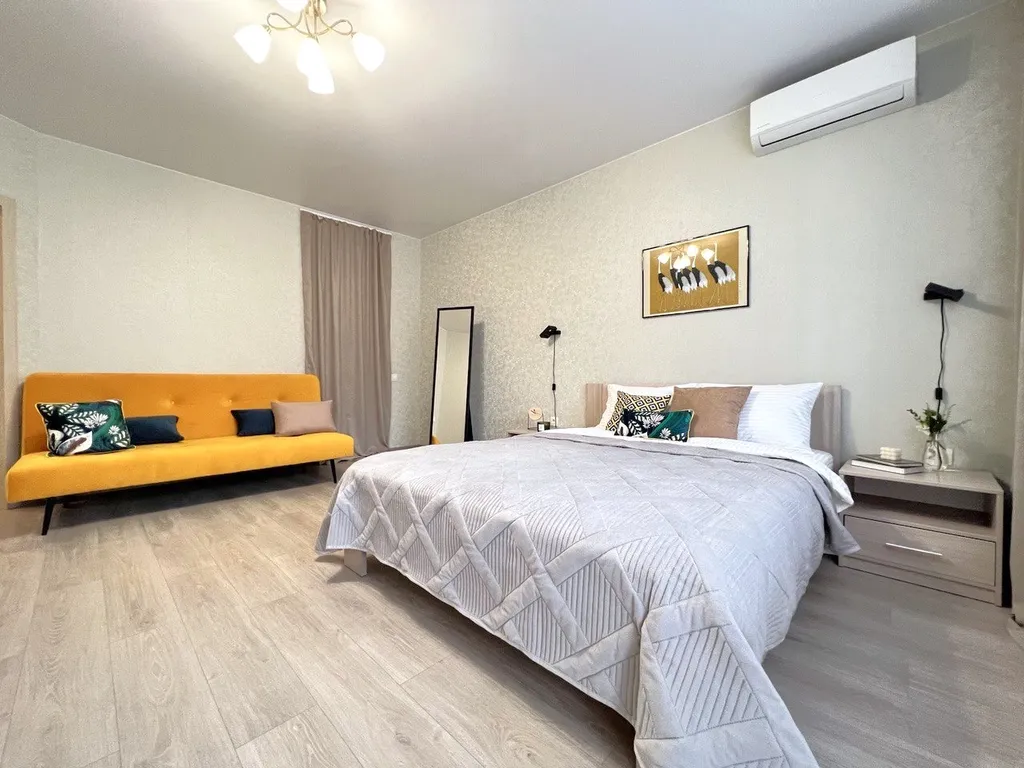 Квартира Квартира Sunny house 2шка студия с качелями на панорамной лоджии — Новосибирск