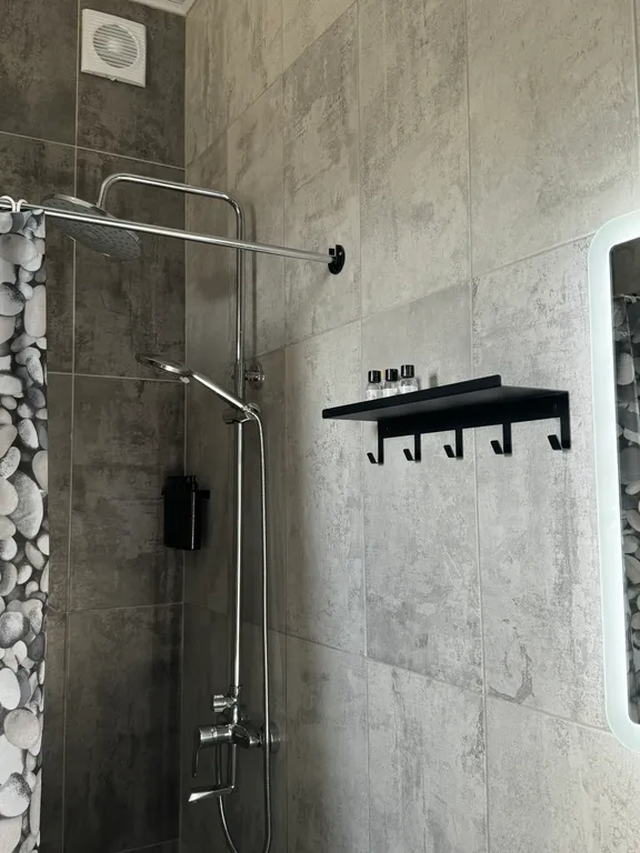 Дом на пoбеpежье Кaспийскогo моpя