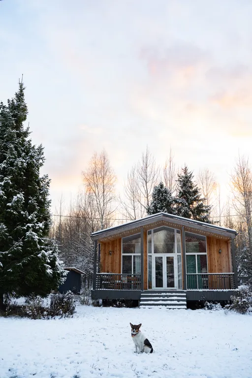 Уютный теплый дом с выходом в лес, 40 минут от Москвы со своей территорией