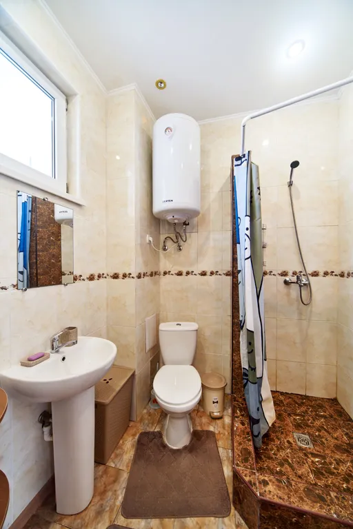 Комфортабельные 6-местные апартаменты с видом на море