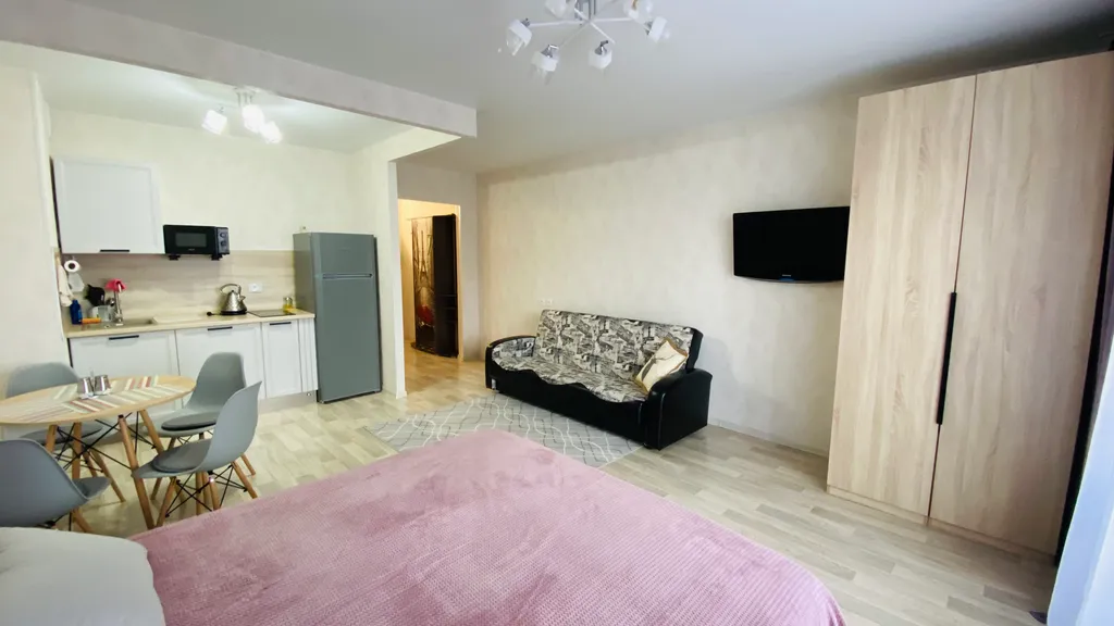 Квартира Квартира Уютная студия в новом в экологически чистом микрорайоне города — Красноярск